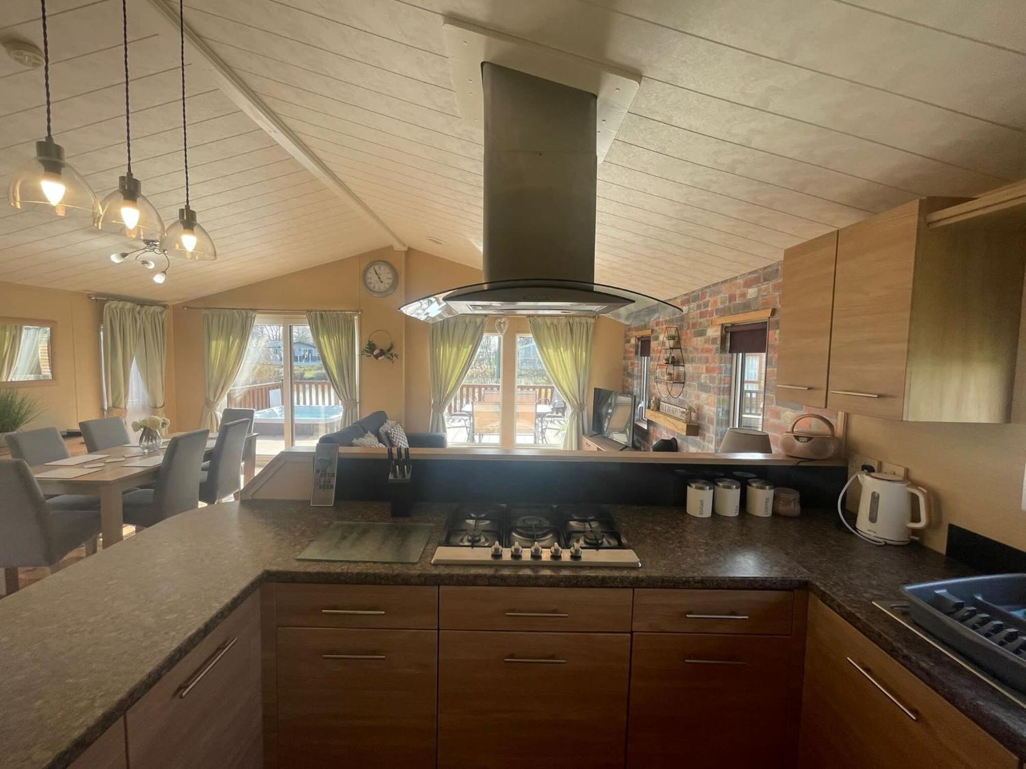Luxury Lakeside Lodge L1 With Hot Tub Situated At Tattershall Lakes Country Park Eksteriør billede
