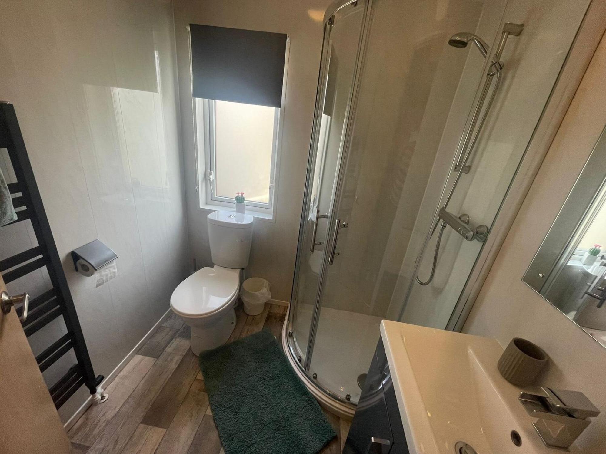 Luxury Lakeside Lodge L1 With Hot Tub Situated At Tattershall Lakes Country Park Eksteriør billede